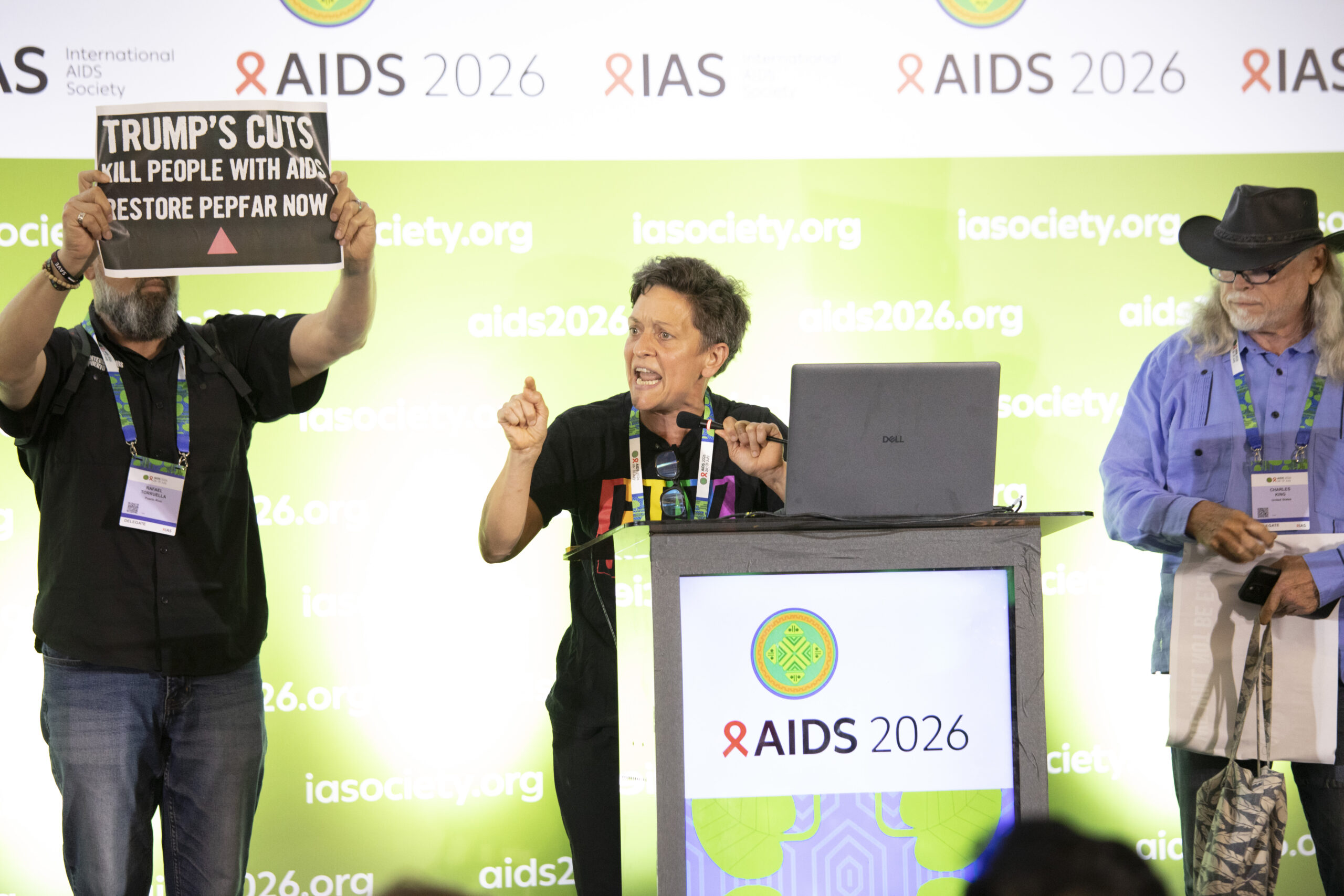 AIDS 2026, the 26th IAS Conference on HIV and AIDS. Rio de Janeiro, Brazil.



Sunday 26 July 2026  

NO CODE. [protest ]

In the photo: Activists disrupt US AIDS Coordinator Jeff Graham 



©Felipe Varanda/ IAS



.